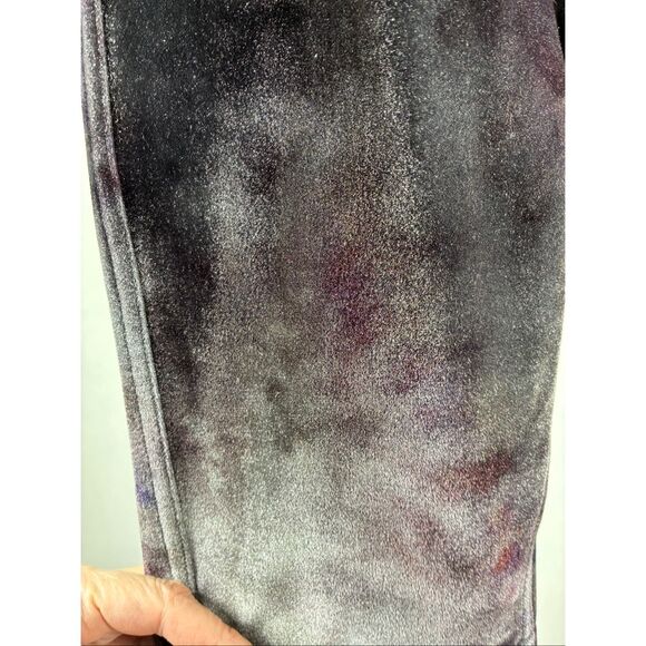 Lululemon NWT Wunder Lounge Short 8” Velour in Multicolor Size 4 - Picture 3 of 8